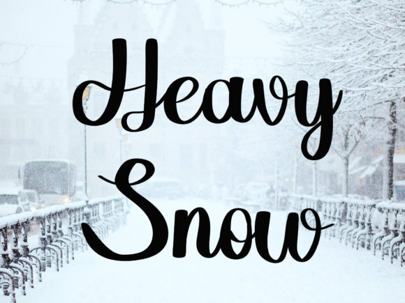 Chistmas Holiday Font Review: A Balanced Script for Modern Branding